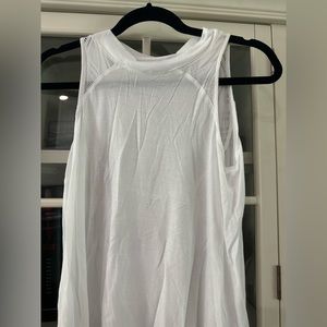 Alo Yoga Top, Size S